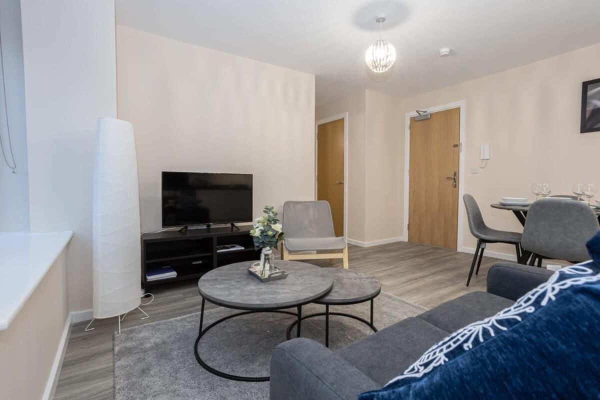 Lovely 1 Bedroom Apartment In Manchester Exterior photo